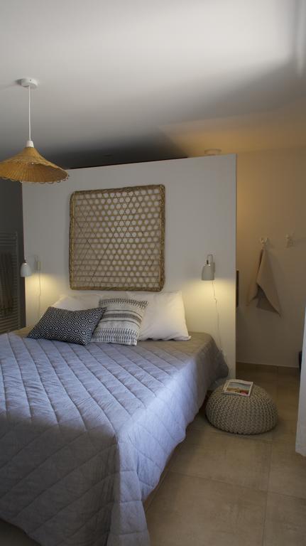 Les Lodges Du Pic Le Triadou Bagian luar foto